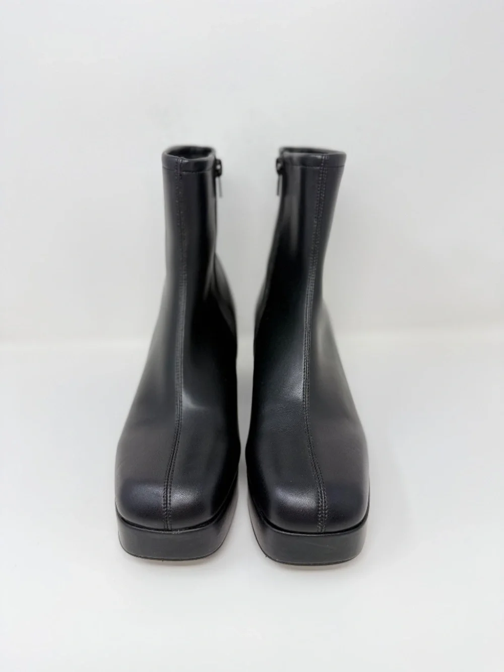 Jeffrey Campbell Capacity Platform Bootie Black Sz 8.5